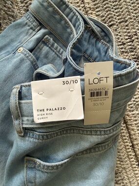 LOFT Light Blue The Palazzo High-Rise Curvy Wide-Leg Jeans 30 10 regular length